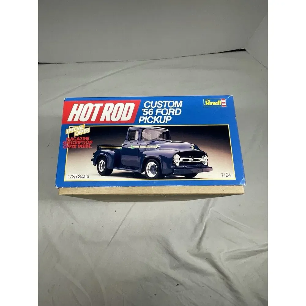 REVELL CUSTOM '56 FORD PICKUP 